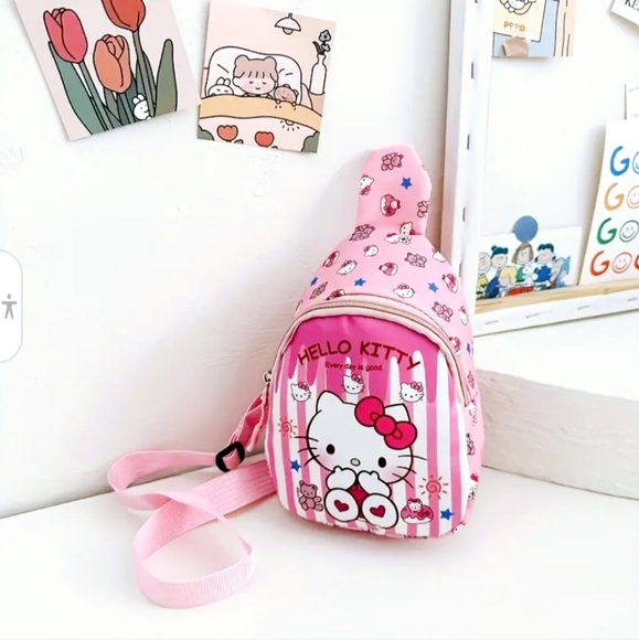 NEW Sanrio Hello Kitty Mini Sling Bag - Picture 1 of 1